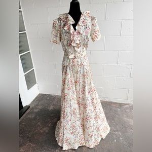 1940’s Dressing Gown 🌸